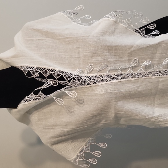 Swedish shop linen shawl - Picture 5 of 10